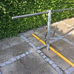 BAYO.S 4 DELE SKRUEFUNDAMENT^ Fastnøgle