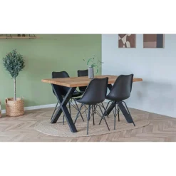 Boliginteriør BOLIGINTERIØR SÆT SPISEBORD INKL. 4 STOLE EG 95 X 140 CM Outlet