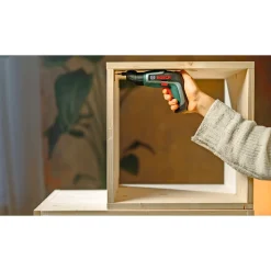 Bosch IXO 7 3,6V SKRUETRÆKKER AKKU MED BATTERI OG LADER^ Bore- & Skruemaskiner