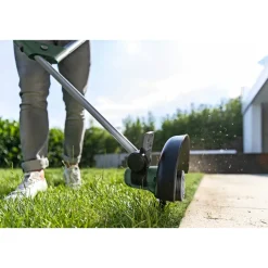 Bosch UNIVERSAL SPOLE MED TRIMMETRÅD 6 M (1,6 MM) TRÅDSPOLE Clearance