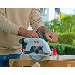 Bosch UNIVERSAL UNIVERSALCIRC 18V-53 RUNDSAV AKKU 18,0 V UDEN BATTERI OG LADER Best