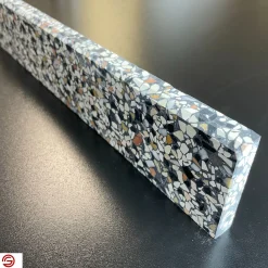 Granit.dk KØBENHAVN TERRAZZOSOKKEL 7,5X40 Best