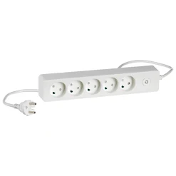 LK STIKDÅSE 5 UDTAG U/JORD M/AFBRYDER HVID 1,5 M KABEL Online