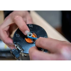 Makita DRT50ZJ ENHÅNDSFRÆSER AKKU New